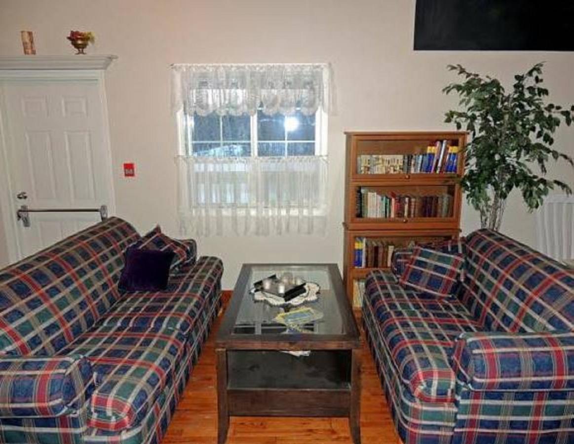 هينتون Mccracken Country Inn المظهر الخارجي الصورة